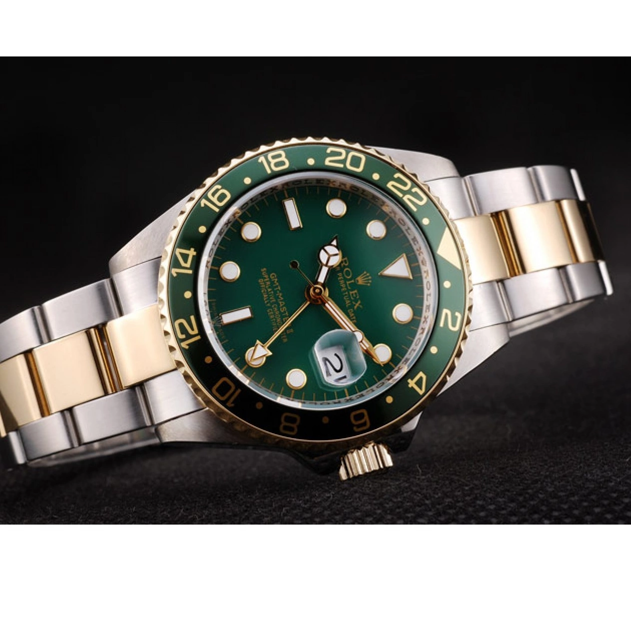 Aaa replica watch Rolex Green Green Watch Ceramic GMT II Dial Master Bezel 0818